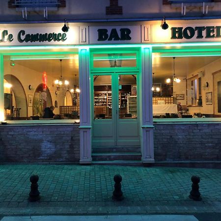 Hotel Le Commerce Bellegarde-du-Loiret Esterno foto